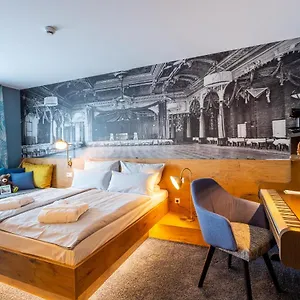Hotel Mightytwice
