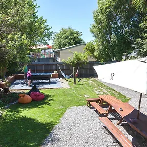 Around The World Backpackers Hostel Christchurch